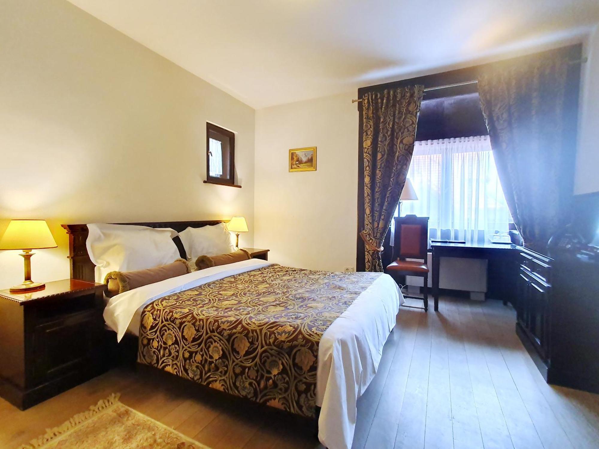 Vila Leonida - Resort Leonida Buşteni Екстериор снимка