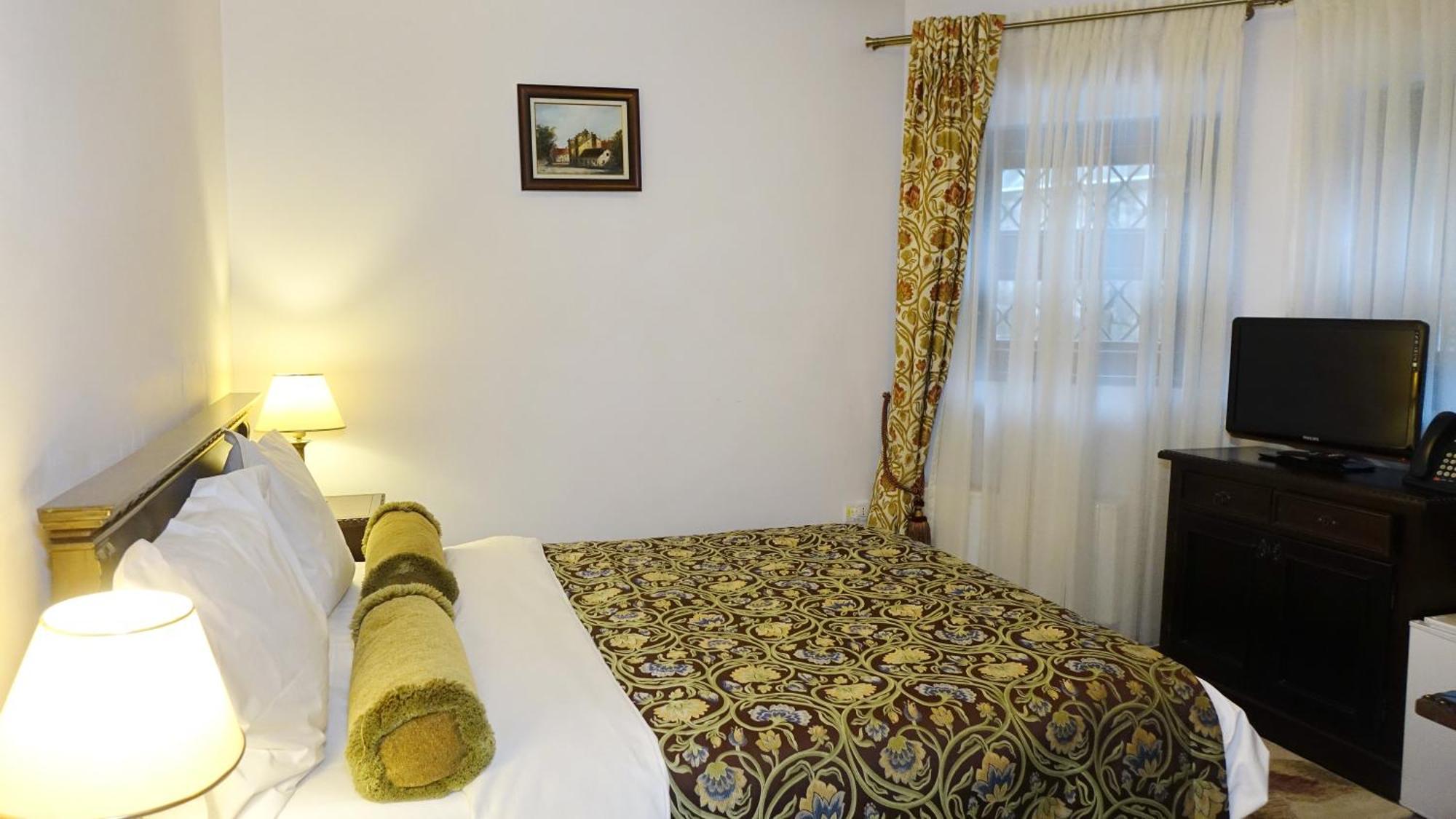 Vila Leonida - Resort Leonida Buşteni Екстериор снимка