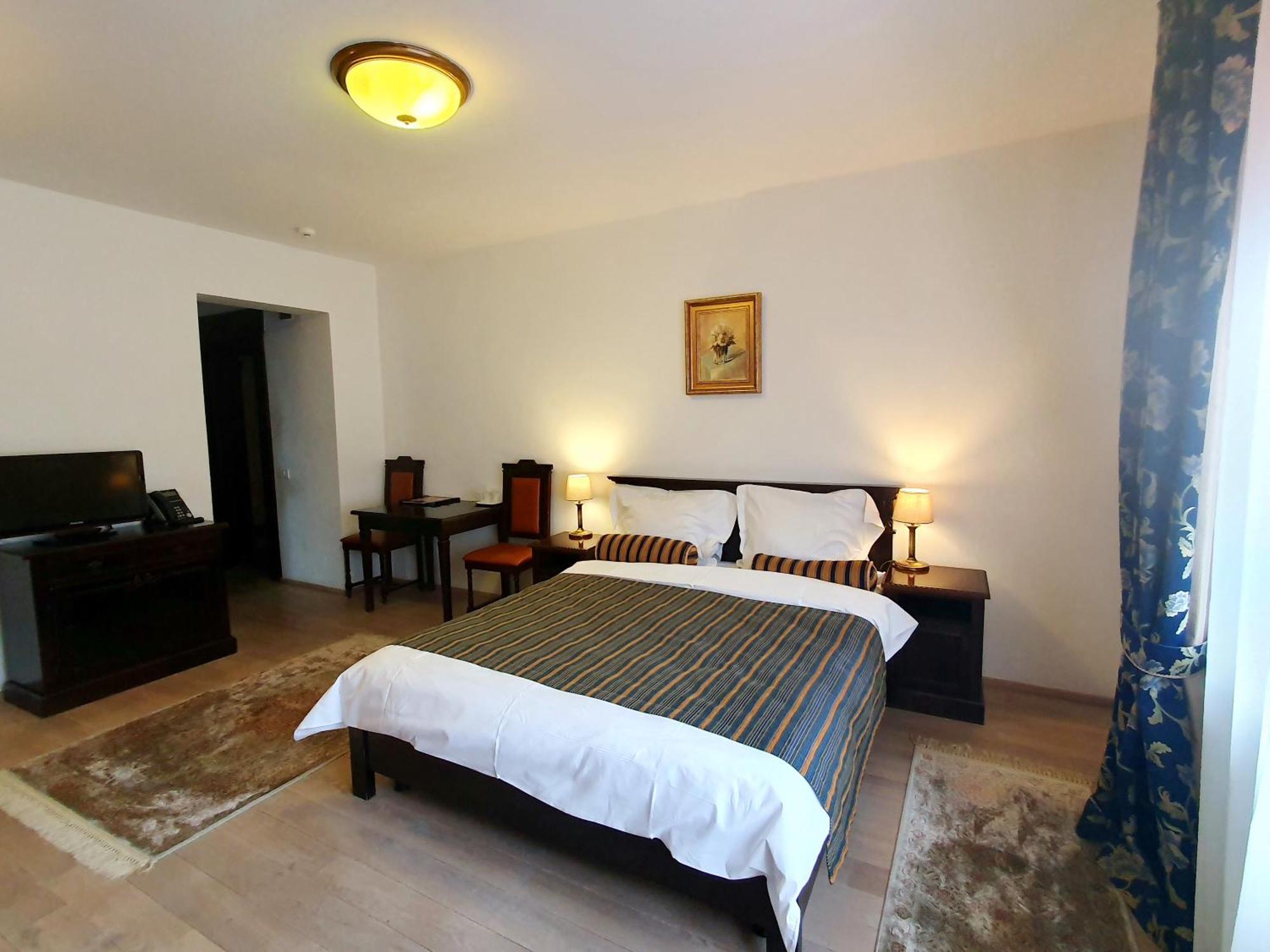 Vila Leonida - Resort Leonida Buşteni Екстериор снимка