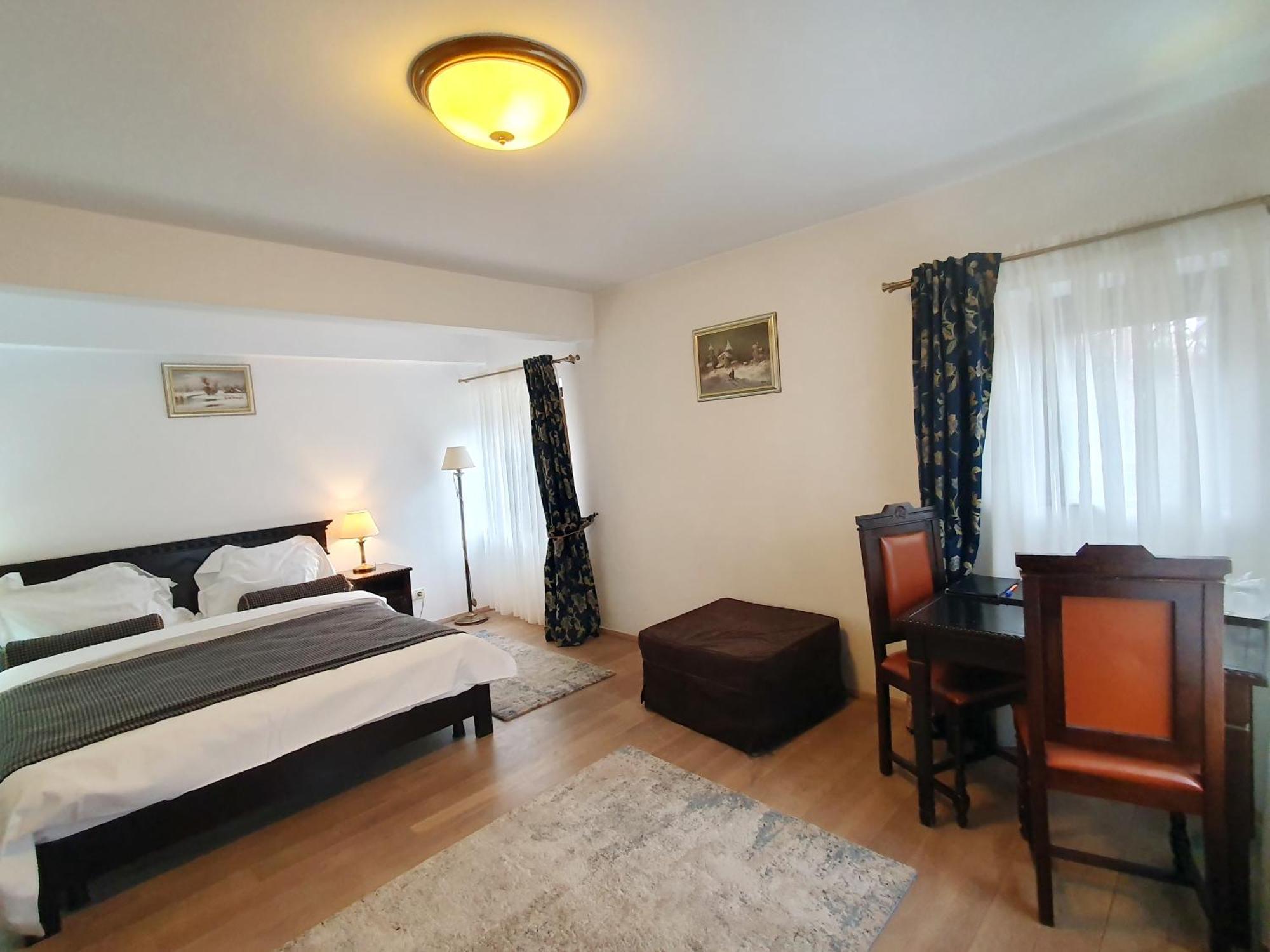 Vila Leonida - Resort Leonida Buşteni Екстериор снимка